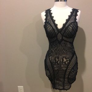 Bebe lace cocktail dress